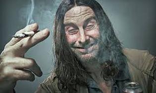 Picture of Frank Gallagher, portrayed by  David Threlfall, in Shameless